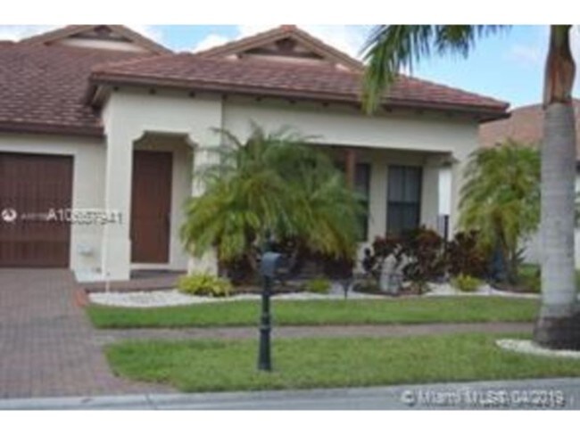 Building Photo - Beautiful one story home in gated community