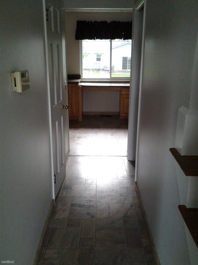 Foto del edificio - 4 br, 1.5 bath House - 12078 Greenview Court