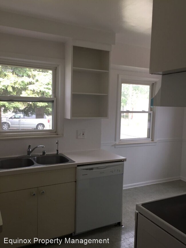 Building Photo - 3 br, 1 bath House - 21859 Gascony
