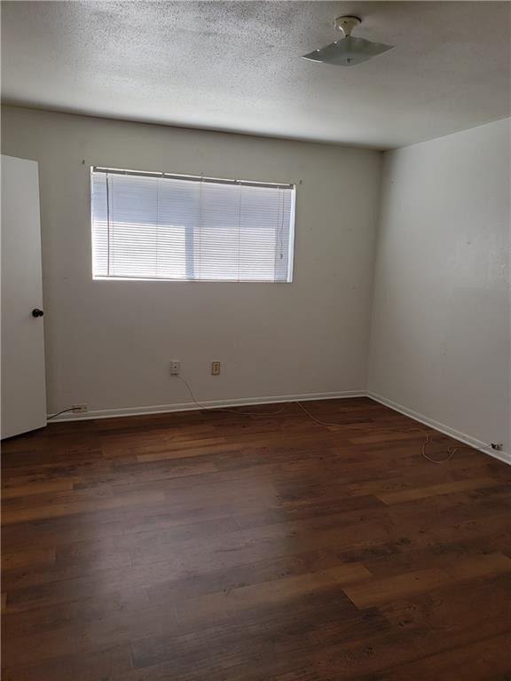 Foto del edificio - 2308 Redwood Ln