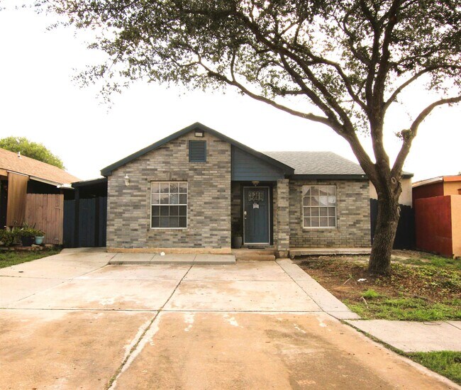 Building Photo - 503 Hopi Dr