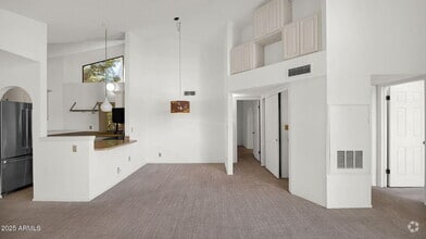 Building Photo - 10301 N 70th St