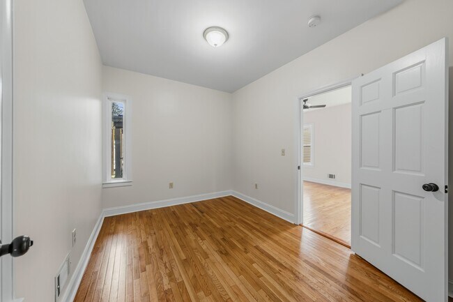 Building Photo - 136-138-138 Elm St