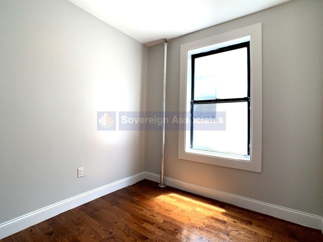 Building Photo - 539 W 156th St