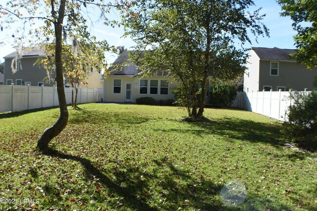 Foto del edificio - 46 Cedar Creek Cir