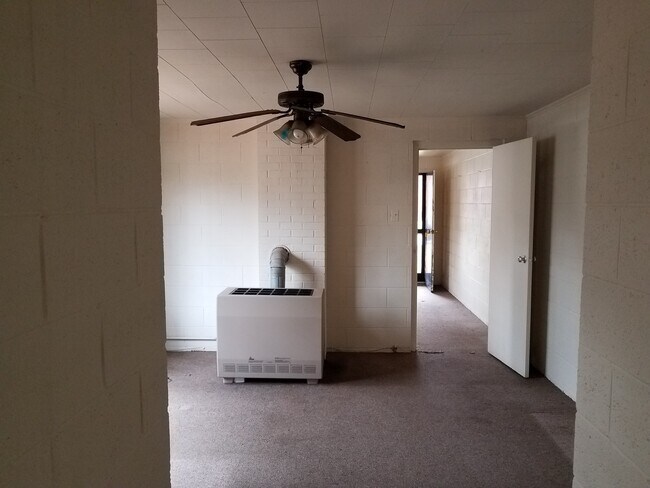 Building Photo - Cleveland622