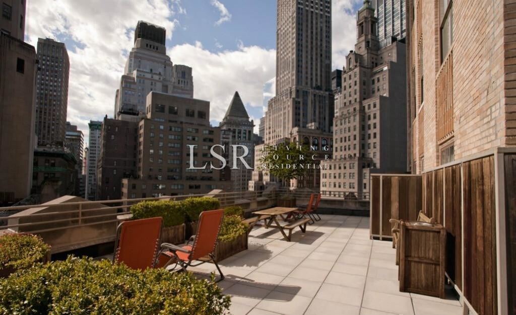 Foto del edificio - 67 Wall St