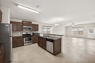 Building Photo - 19339 Vermillion Ct