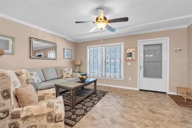 Foto del edificio - 9755 Harrell Ave