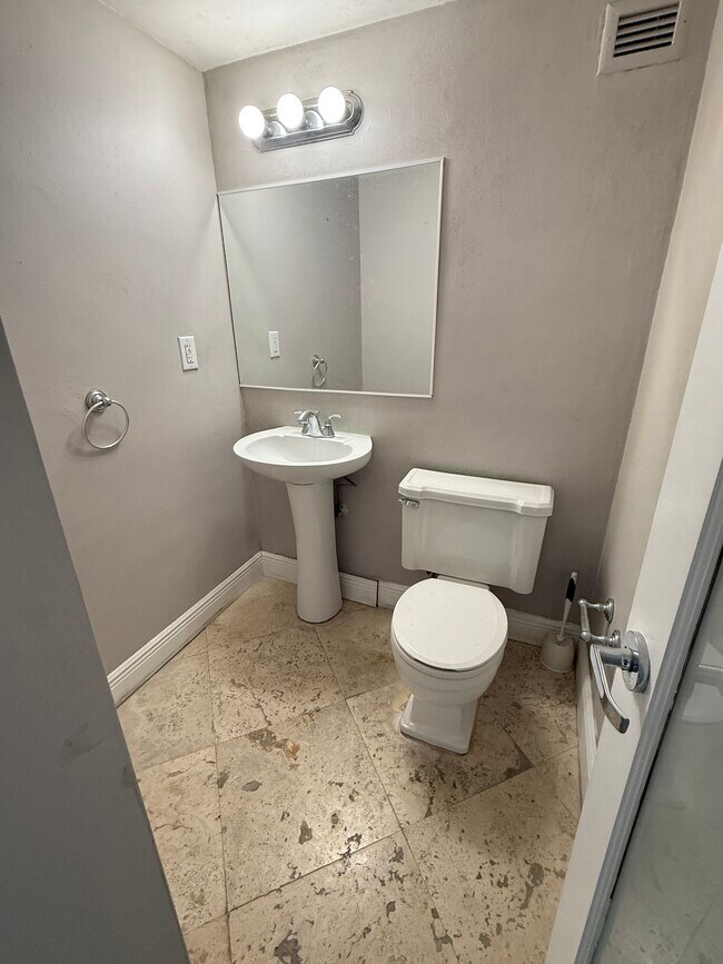 Foto del edificio - The Amethyst