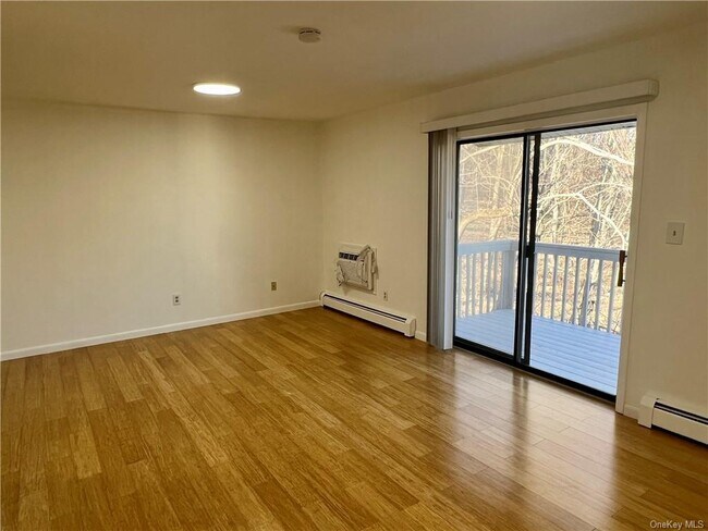 Foto del edificio - 368 Concord Ln