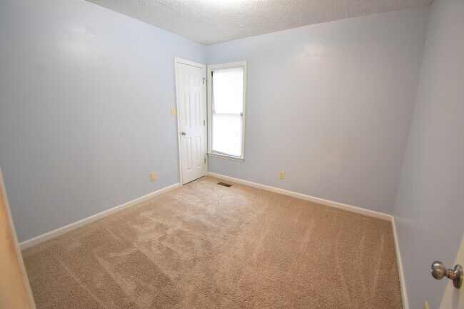 Foto del edificio - 3 Bedroom, 2 Bath Home (NO PETS)