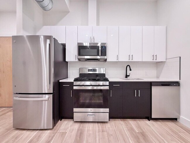 Foto del edificio - 375 Monmouth St