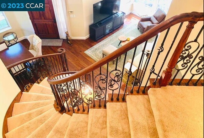 Foto del edificio - 1576 Silverwood Ct