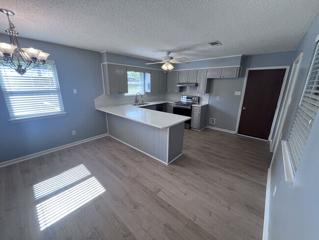 Foto del edificio - 113 Cornwall Ct