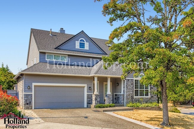 Building Photo - Modern 4-Bedroom Townhouse in the Bethany ...