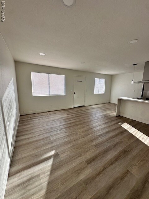 Building Photo - 2121 Oceanus Ln