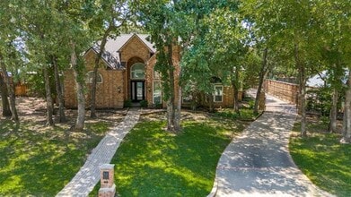 Building Photo - 106 San Jacinto Ct