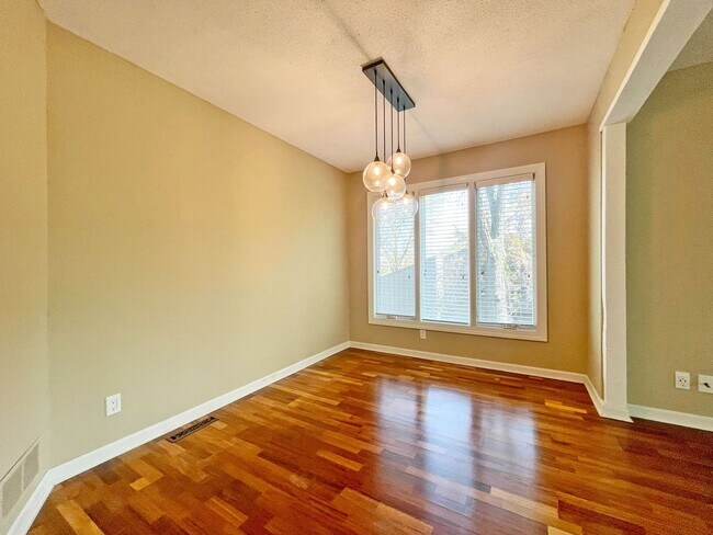 Foto del edificio - Gorgeous Townhome in the Preserve, 2 Firep...