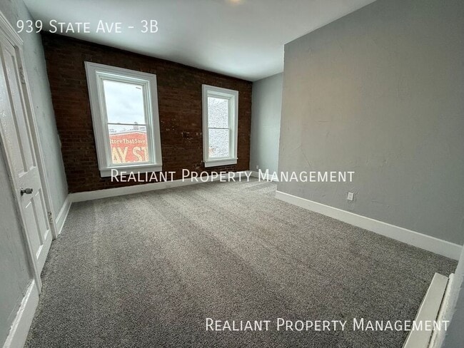 Foto del edificio - 939 State Ave