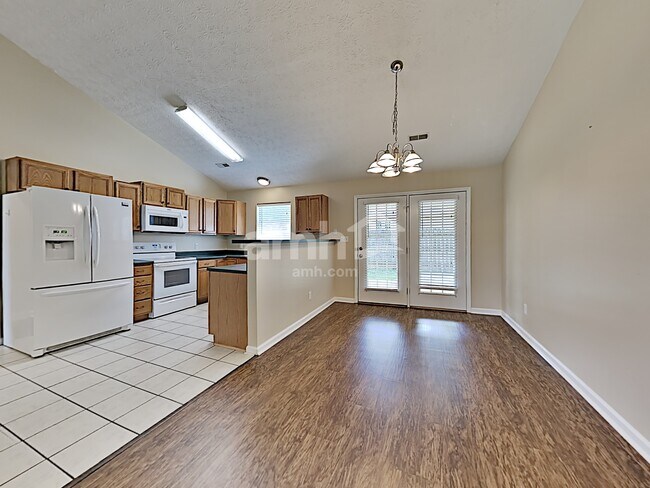 Building Photo - 1846 Hunters Hill Blvd