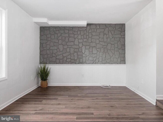 Foto del edificio - 1468 Lowell Ct