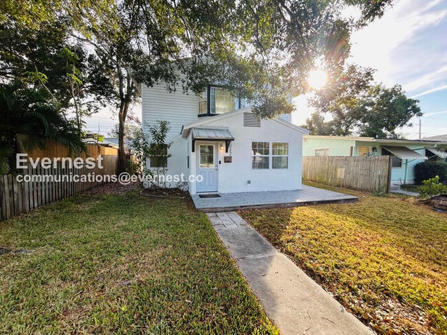 Foto del edificio - 3032 56th St S