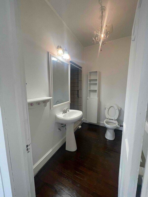 Foto del edificio - 311 S Main St