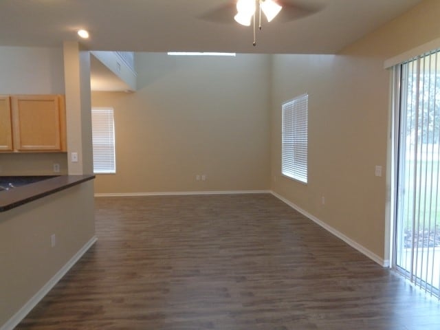 Foto del edificio - 6243 Blue Runner Ct