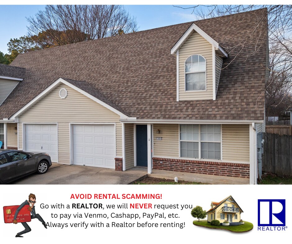 Foto principal - "Cozy 2-Bedroom Duplex Retreat on East Dra...