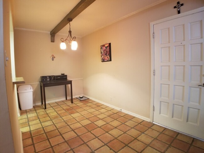 Building Photo - 66 Brees Blvd