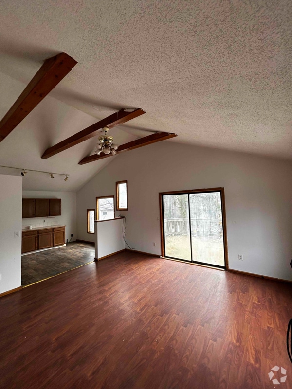 Apartments For Rent in Clifford PA with Hardwood Floors 2 Rentals