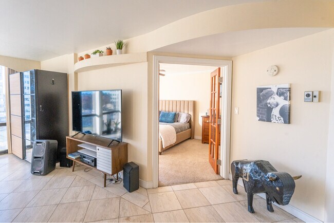 Foto del edificio - 3100 E Cherry Creek S Dr