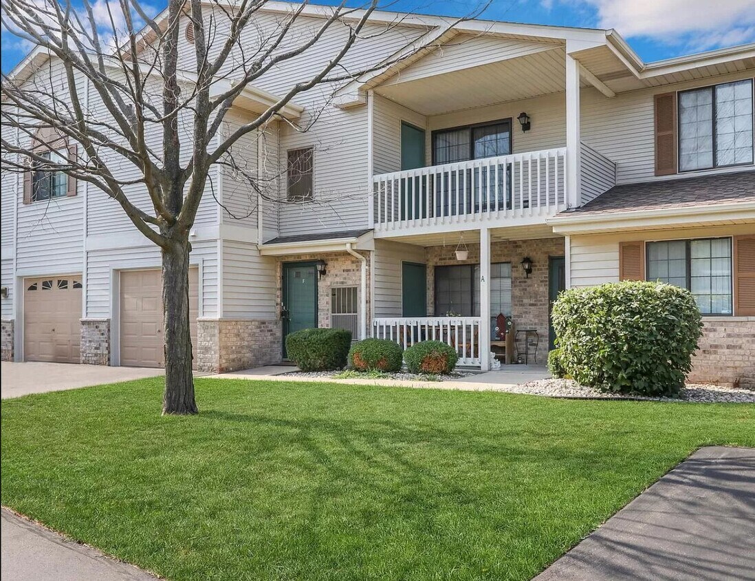 Primary Photo - 7106 98th Ave