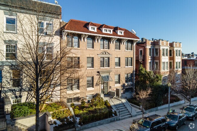 Building Photo - California Flats