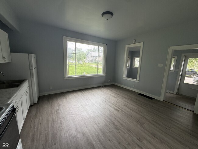 Foto del edificio - 2627 Chase St