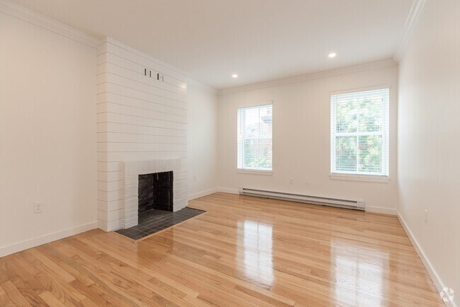 Building Photo - 103 W Springfield St