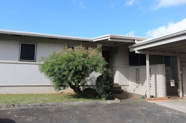 Building Photo - Aiea  - 4 Bedroom/2 Bath/1 Prkg - $2,550