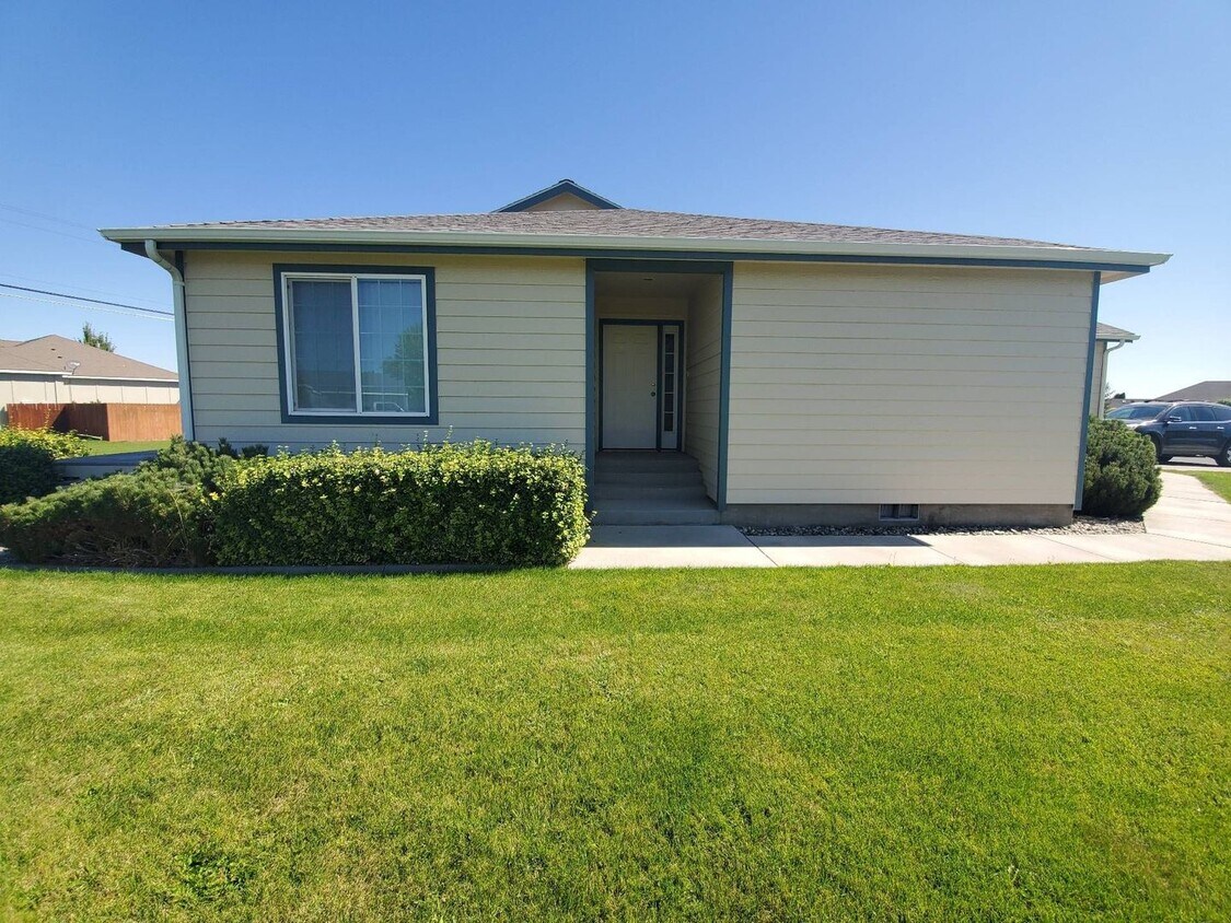 Foto principal - 9506 Goodrich Rd SE