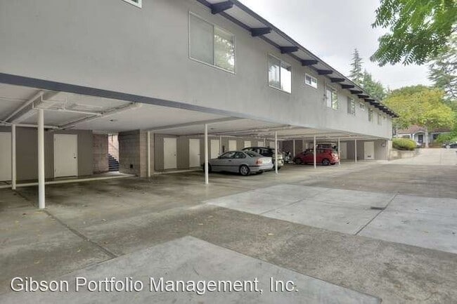 Building Photo - 801 Middlefield Rd