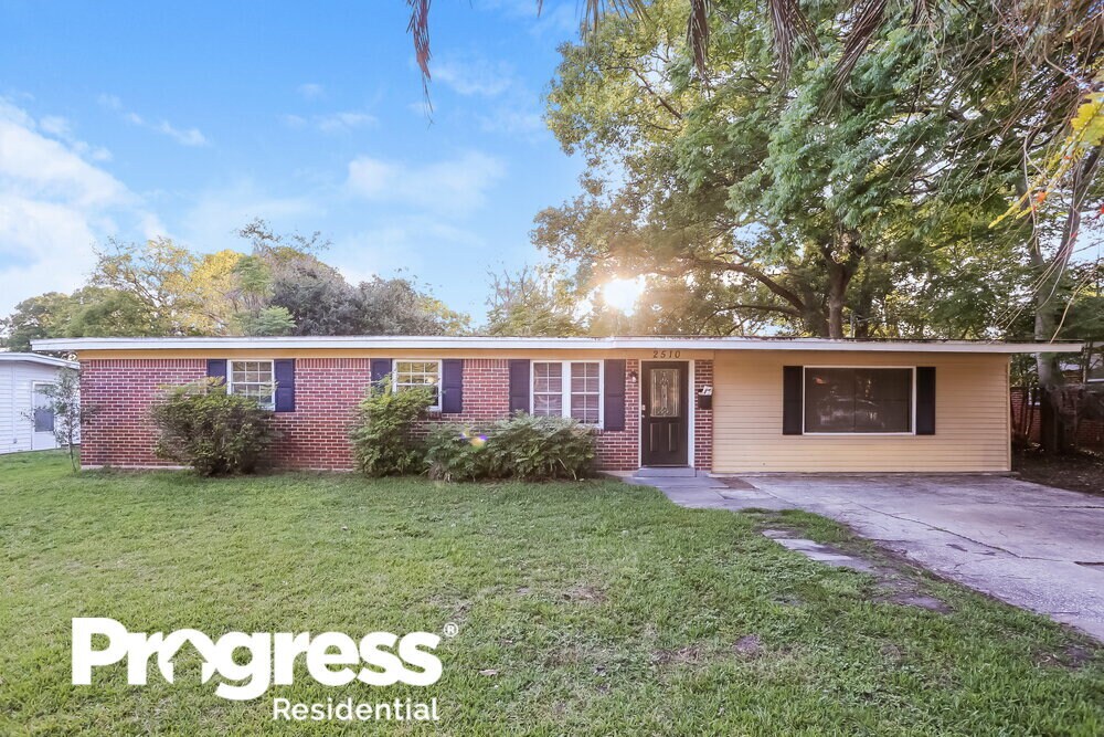 Primary Photo - 2510 Arlex Dr W