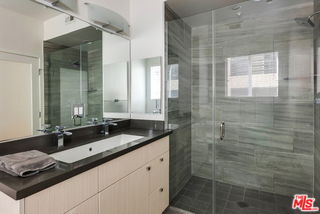 Foto del edificio - 11912 Laurelwood Dr