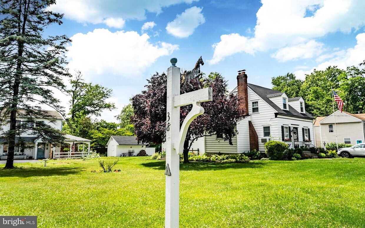 38 Waverly Ave, Morton, PA 19070 House Rental in Morton, PA