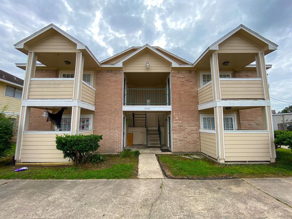 1312 Brenda Ln, Humble, TX 77338 Townhome Rentals in Humble TX