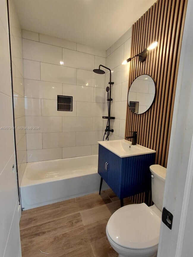 Foto del edificio - 1430 NW 45th St