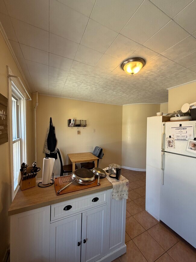 Building Photo - 14 Smythe St