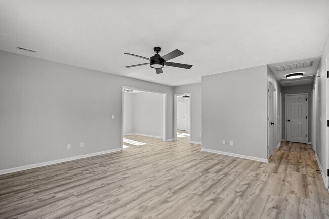 Foto del edificio - Fully Renovated 3 Bedroom in Southport!