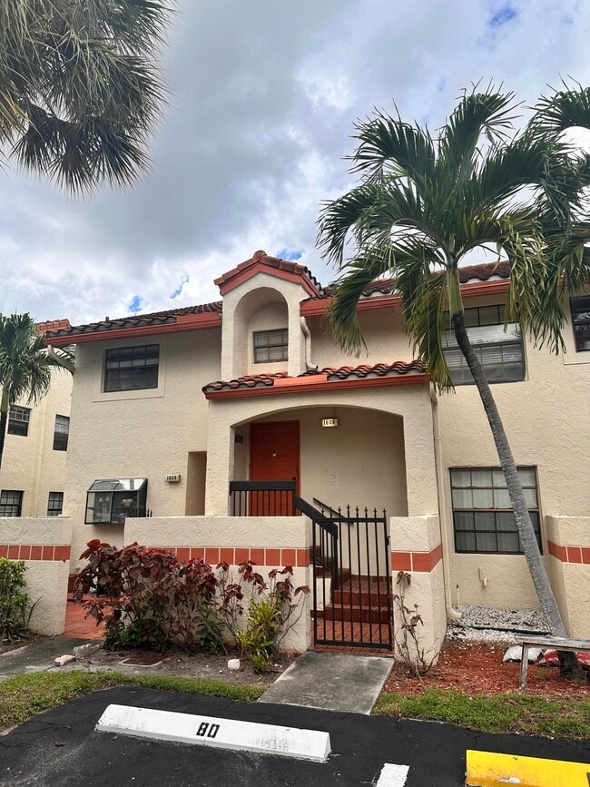 Building Photo - 1606 Congressional Way