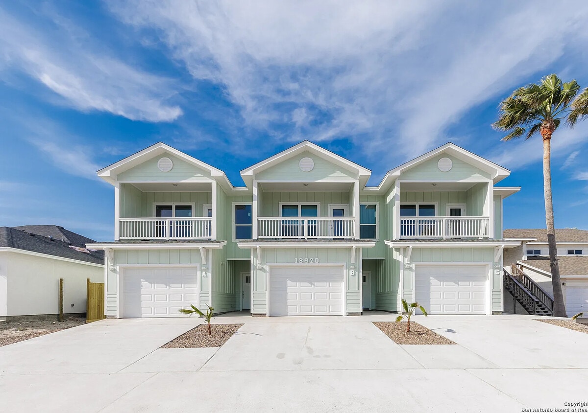 Primary Photo - 13970 Fortuna Bay Dr