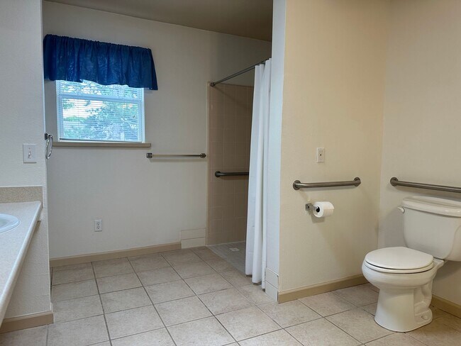 Foto del edificio - Elegant Home in Central Lubbock Available ...